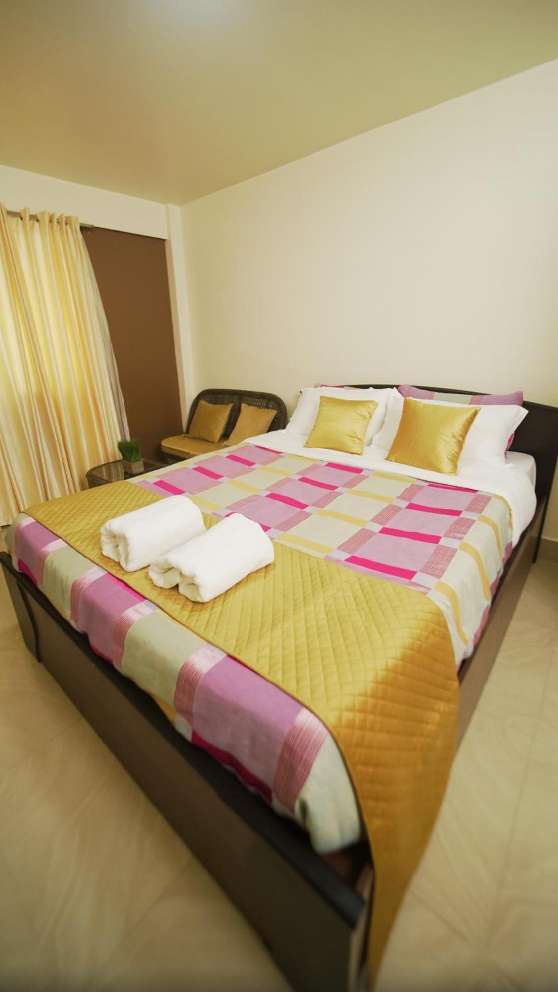 Apartamento de 350 m² en Laitumkhrah, con 10 habitación Shillong Exterior foto