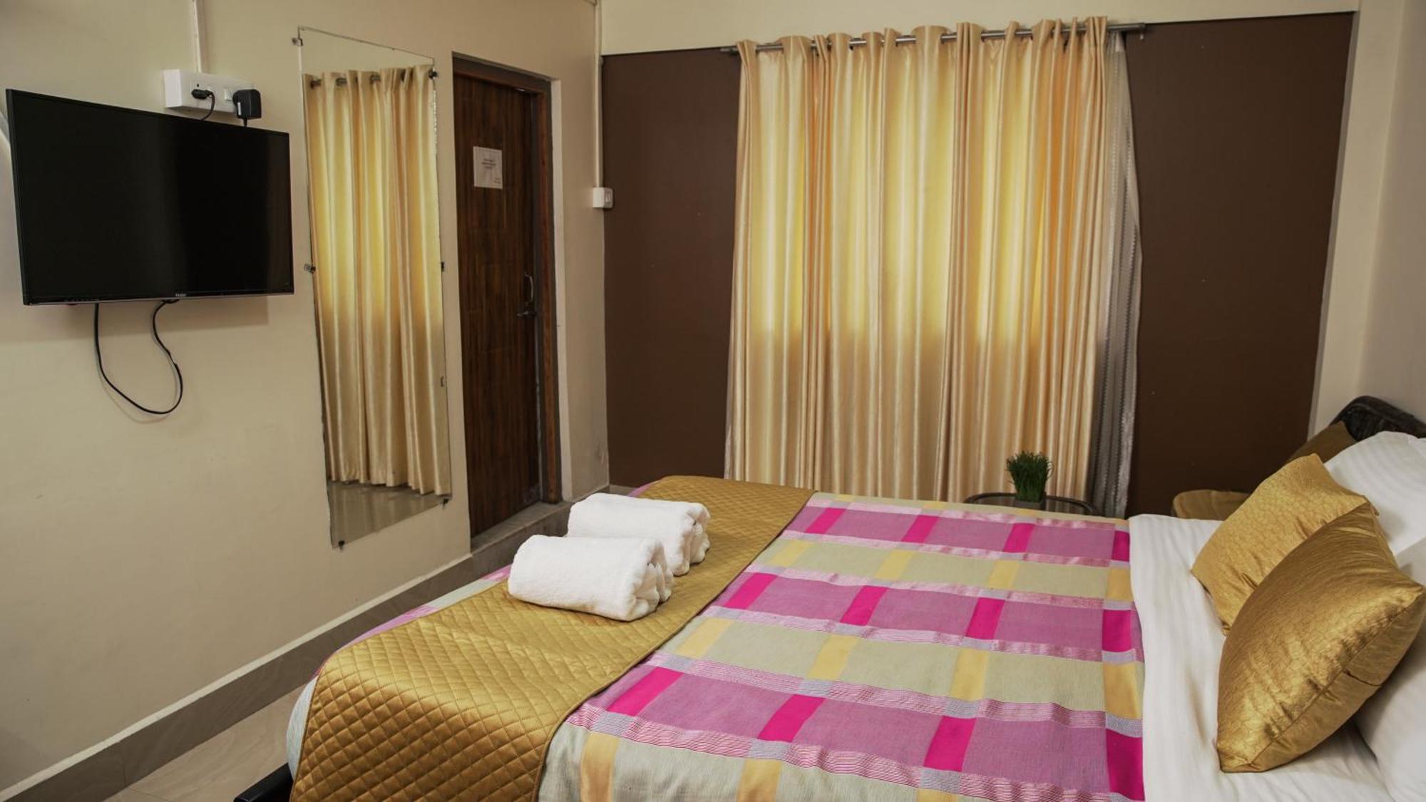 Apartamento de 350 m² en Laitumkhrah, con 10 habitación Shillong Exterior foto