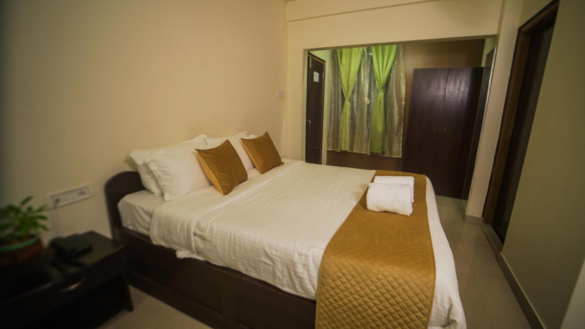 Apartamento de 350 m² en Laitumkhrah, con 10 habitación Shillong Exterior foto