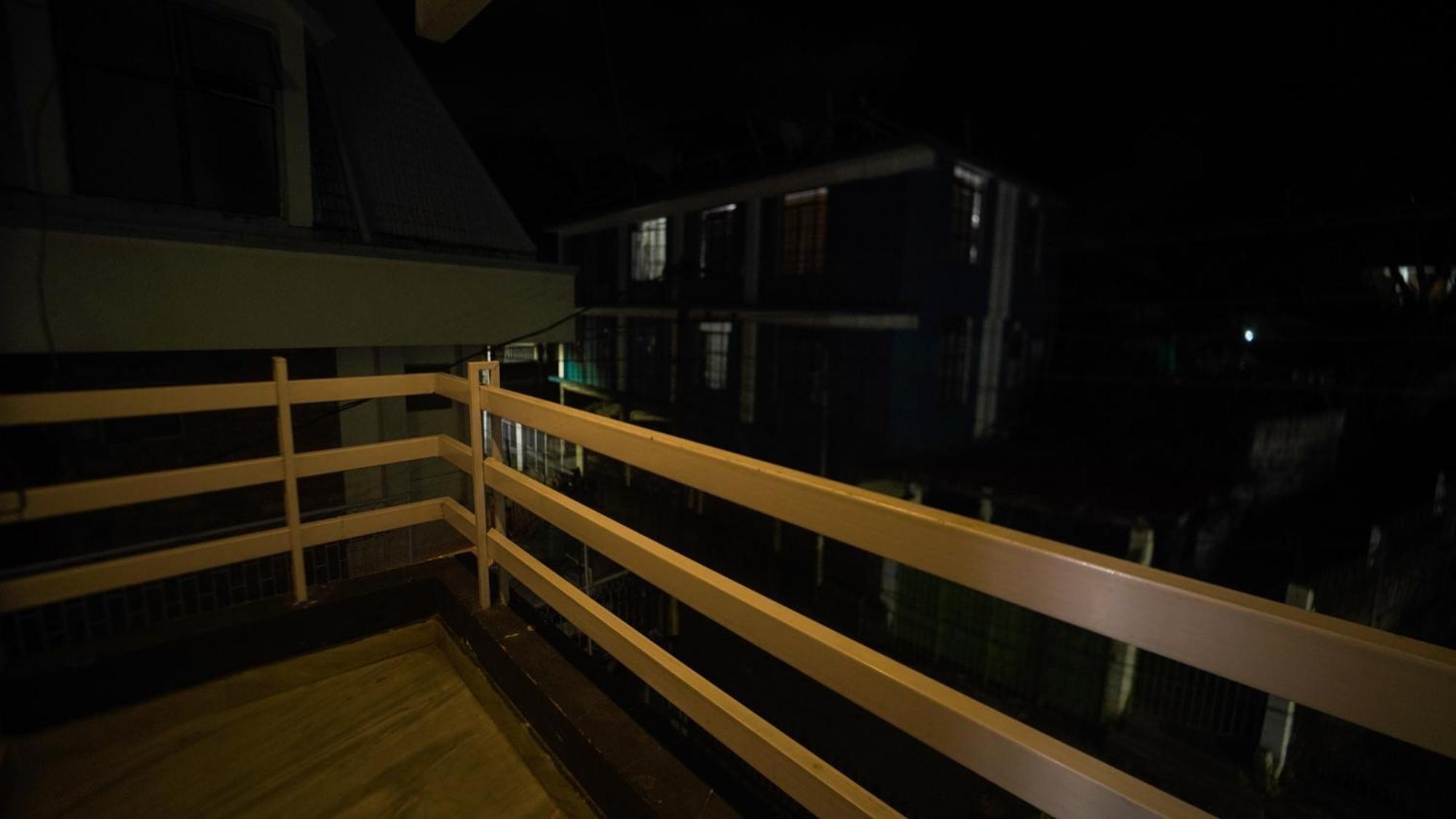 Apartamento de 350 m² en Laitumkhrah, con 10 habitación Shillong Exterior foto