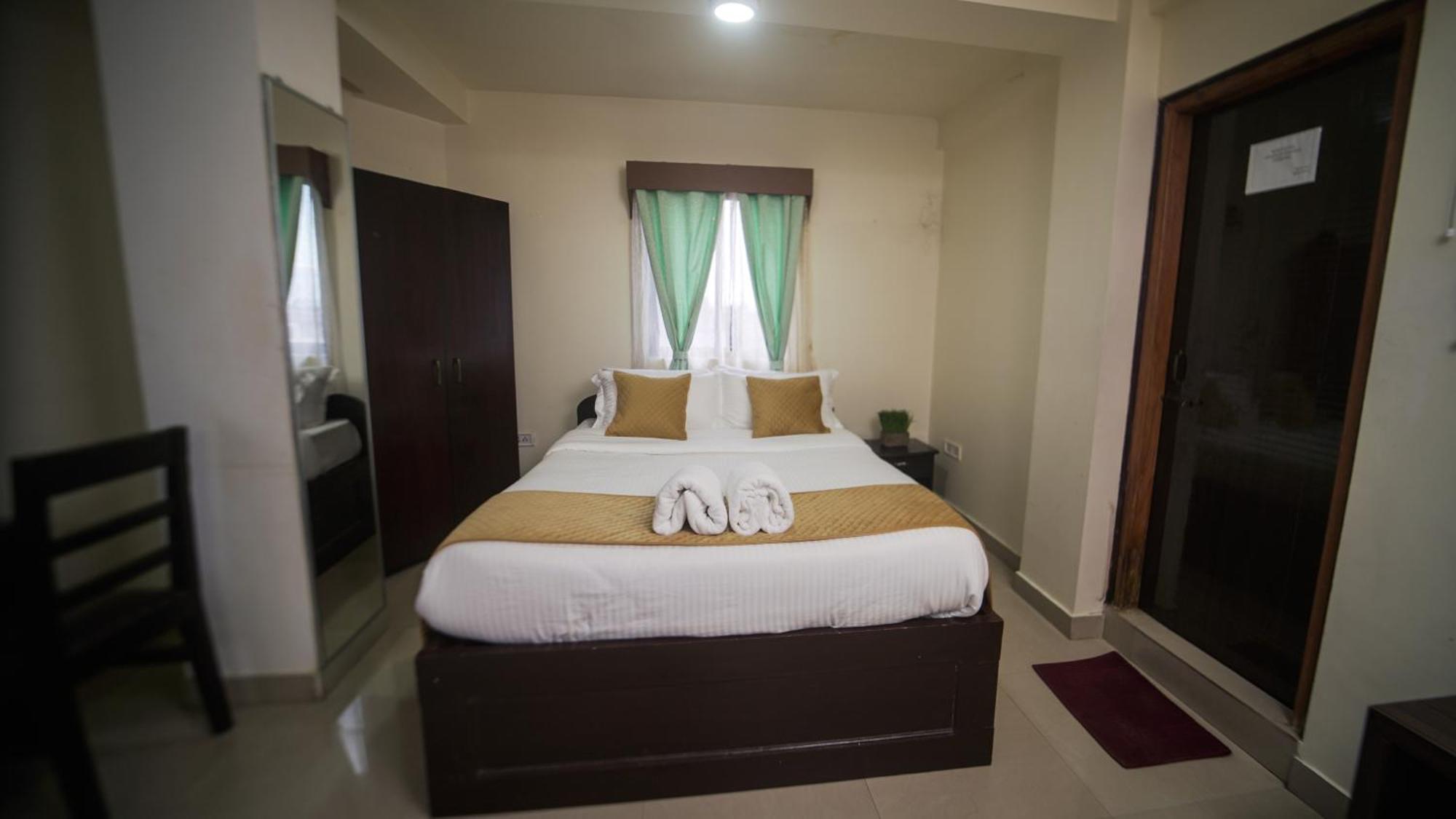 Apartamento de 350 m² en Laitumkhrah, con 10 habitación Shillong Exterior foto